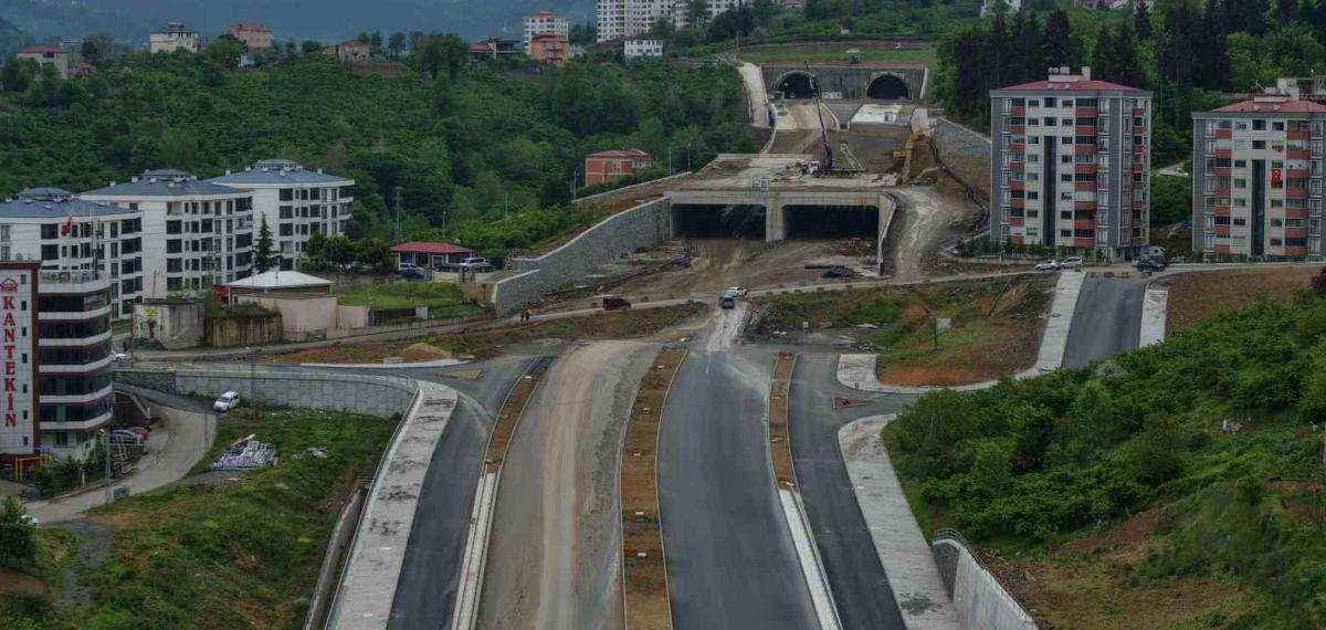 28 Kilometre Uzunluğundaki Kanuni Bulvarının 20 Kilometrelik Kısmı Ulaşıma Açıldı