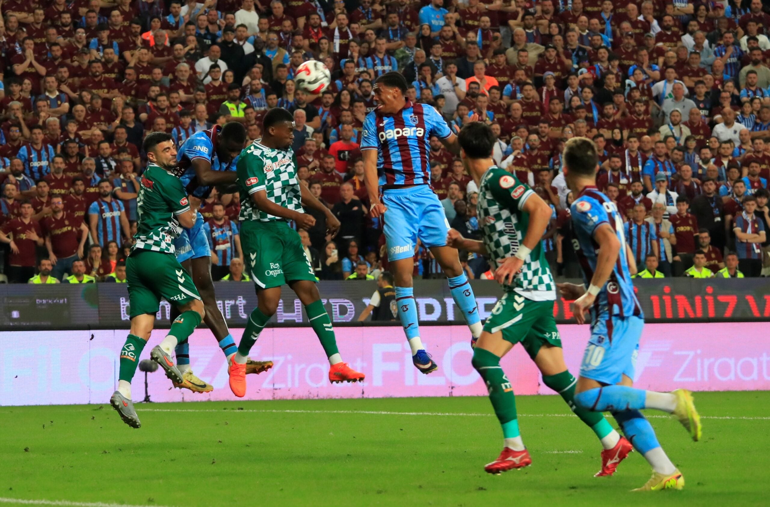 Trabzonspor Türkiye Kupası Şampiyonu! Konyaspor’u 2-1 Mağlup Ederek Kupayı Kazandı