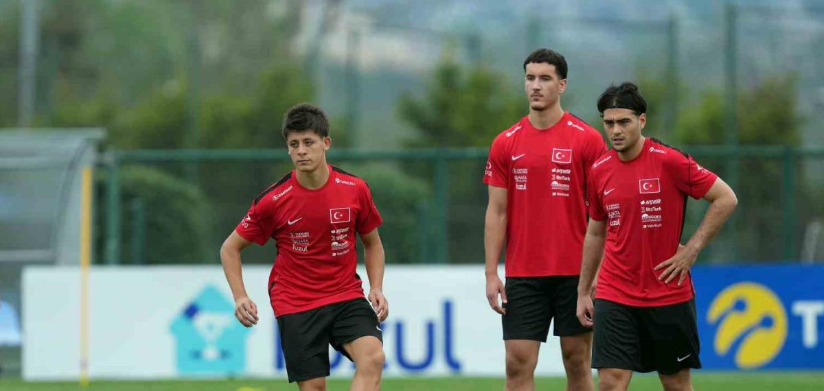 A Mili Futbol Takımı, İki Günlük İznin Ardından Çalışmalara Başladı