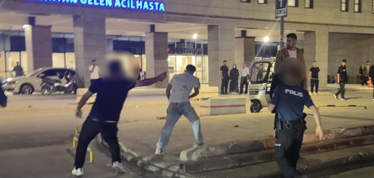 Adıyaman’da Hastanede Bıçaklı Saldırı: 2’si Güvenlik Görevlisi 3 Yaralı