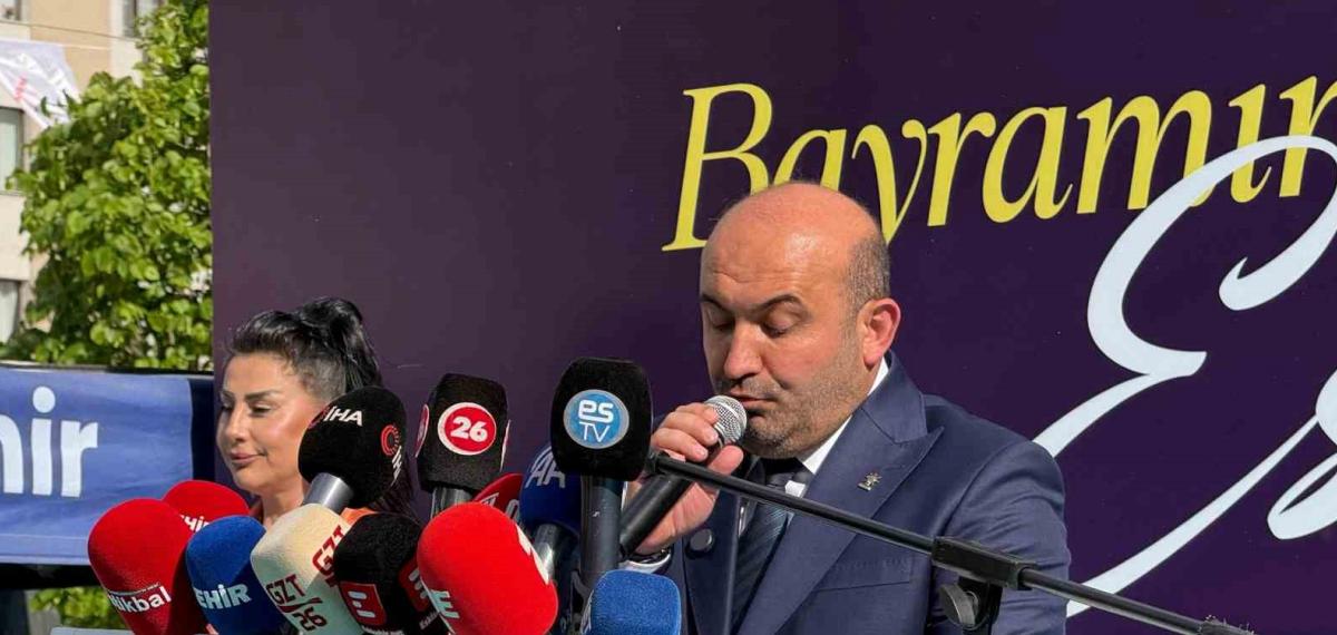 Ak Parti Eskişehir İl Başkanı Albayrak: “Adliye Önündeki Görüntülerden Rahatsız Oluyorsunuz da Dosyalardaki Suçlar Hiç Mi Vicdanınızı Sızlatmıyor”