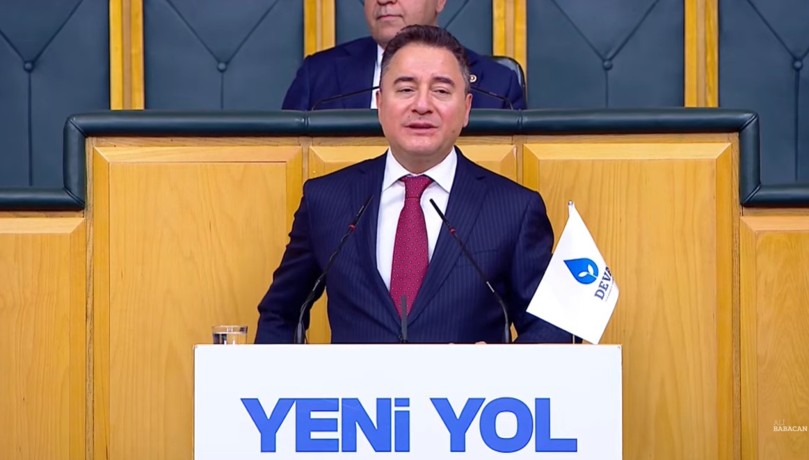 Ali Babacan’dan AK Parti ve CHP’ye Sert Eleştiri: “Hiç Utanmaları Yok”