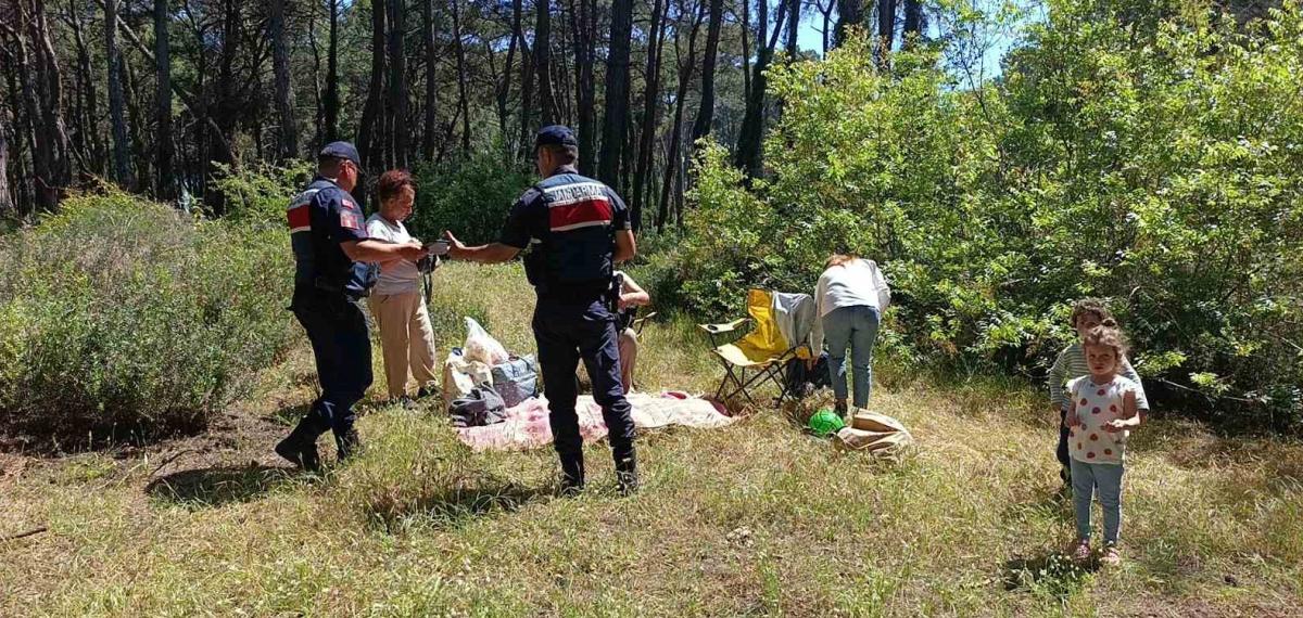 Antalya’da Ormanlara Girişler Yasaklandı, Jandarma Vatandaşları Tek Tek Uyardı