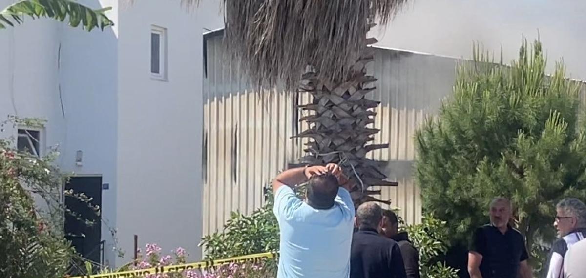 Ayakta Durmakta Güçlük Çekti, Deposunun Yanışını Gözyaşlarıyla İzledi