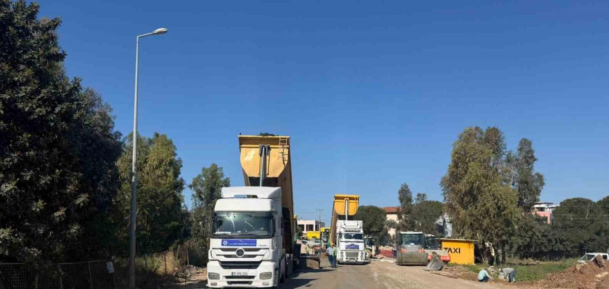Aydın Büyükşehir Belediyesi Tüm İlçelerde Ulaşım Yatırımlarını Sürdürüyor
