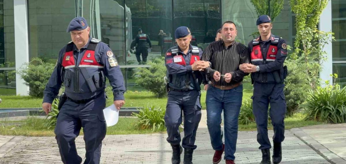 Babasını 8 Kurşunla Öldüren Şahıs: “Çok Pişmanım, Kimse Babasını Öldürmek İstemez, Allah Bu Acıyı Kimseye Yaşatmasın”