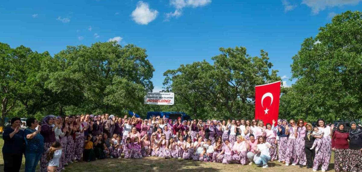 Baharın En Renkli Geleneği: Hıdırellez Şenliklerinde Yüzlerce Kişi Buluştu