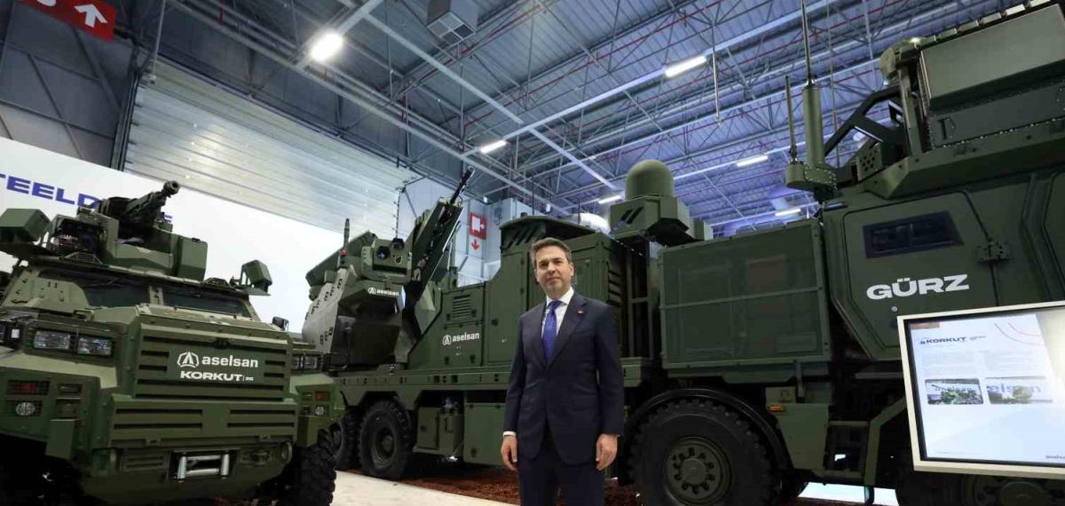 Bakan Bayraktar, Saha 2026’yı Ziyaret Etti: “Hepimiz İçin Bir İftihar Vesilesi”