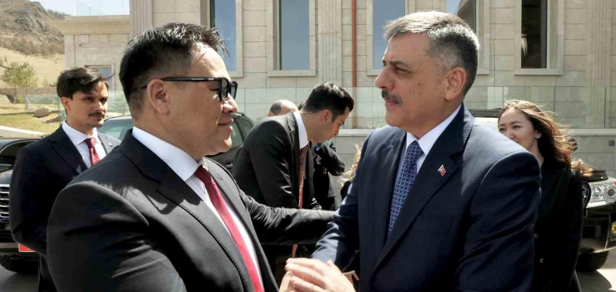 Bakan Çiftçi, Moğolistan Başbakan Yardımcısı Nomtoibayar ile Görüşme Gerçekleştirdi