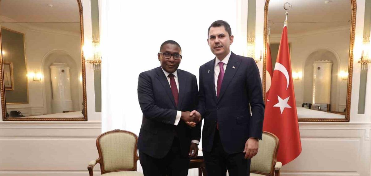 Bakan Kurum, Danimarka Kralı Frederik ile Görüştü