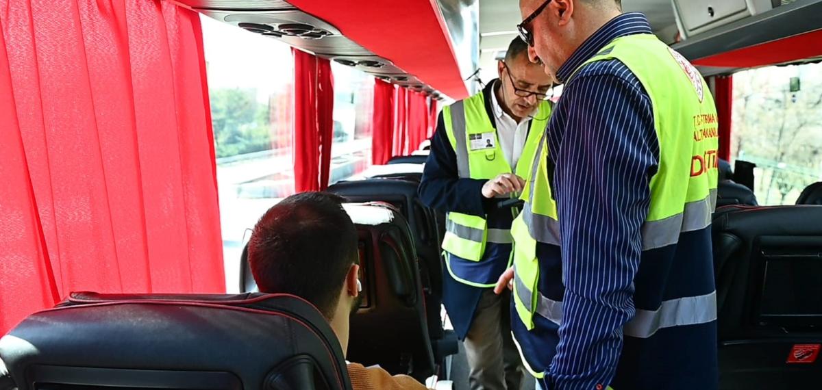 Bakan Uraloğlu: “23 – 31 Mayıs Tarihlerinde Otobüs Seferlerine ve Otobüs İşletmecilerine Yönelik Denetimler Artırılacak”