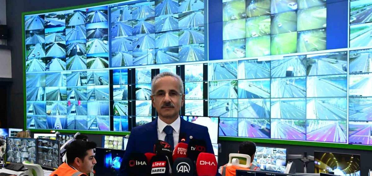 Bakan Uraloğlu: “Aus Merkezimizde Bayram Trafiğini Anlık Olarak Takip Edeceğiz”
