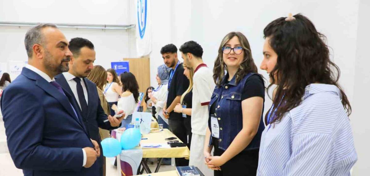 Barü Girişimcilik Zirvesi’nde Yenilikçi Fikirler Buluştu