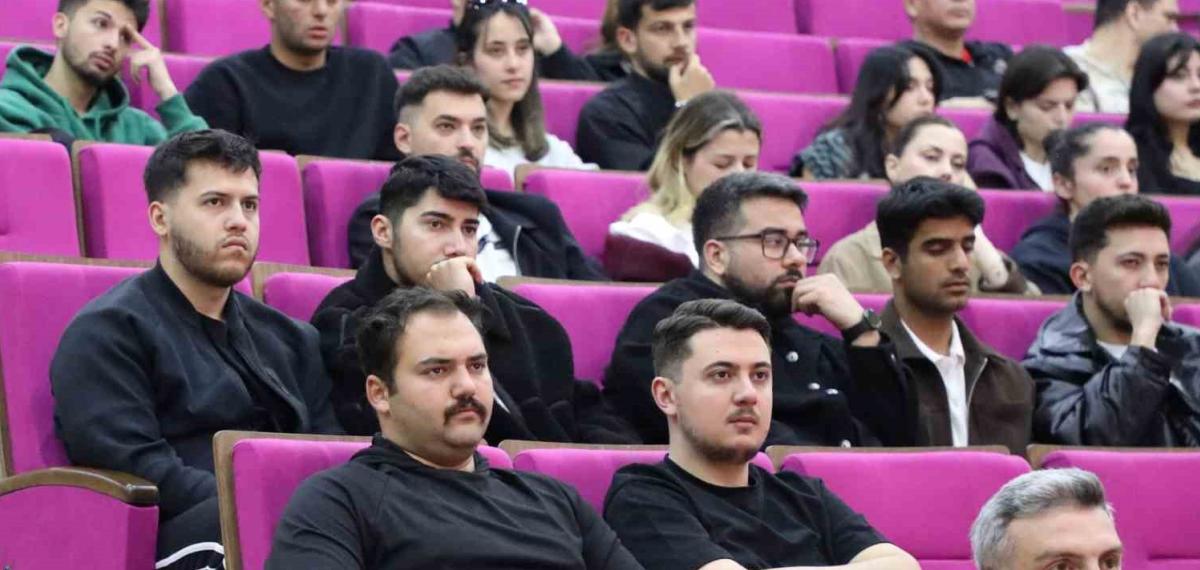 Barü’de Alanında Uzman İsimler Kadın Futbolunda Medyanın Rolünü Anlattı