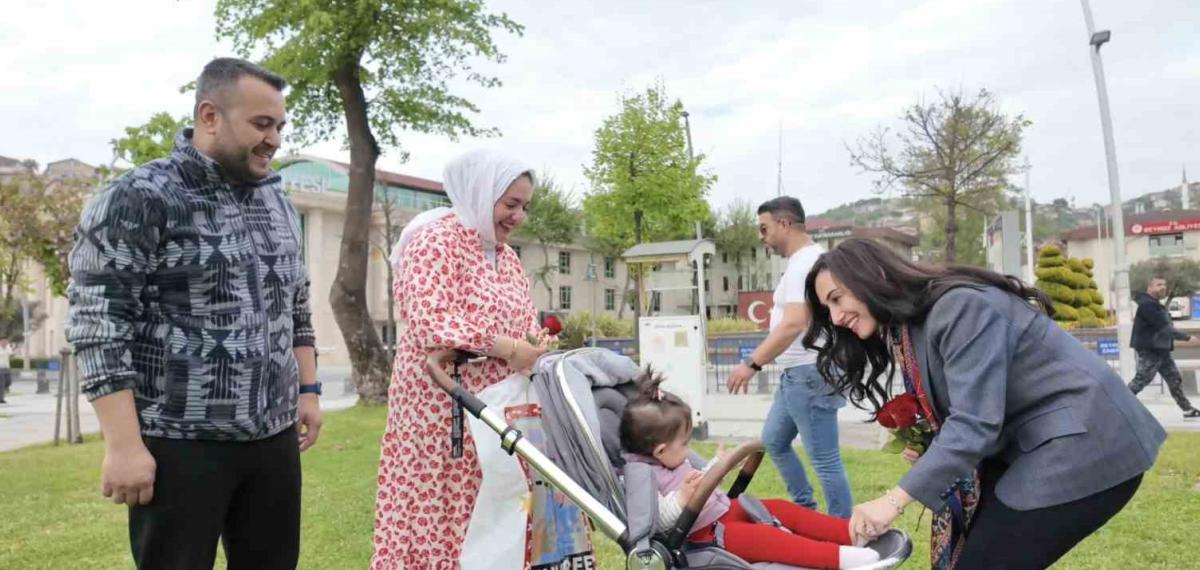 Beykoz Sokaklarında Annelerin İzleri Yaşatıldı