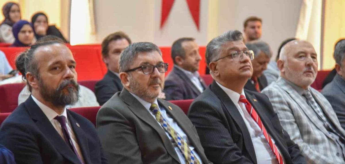 Bşeü’de  ‘Osmanlı’nın Son Yüzyılı’ Programı Düzenlendi