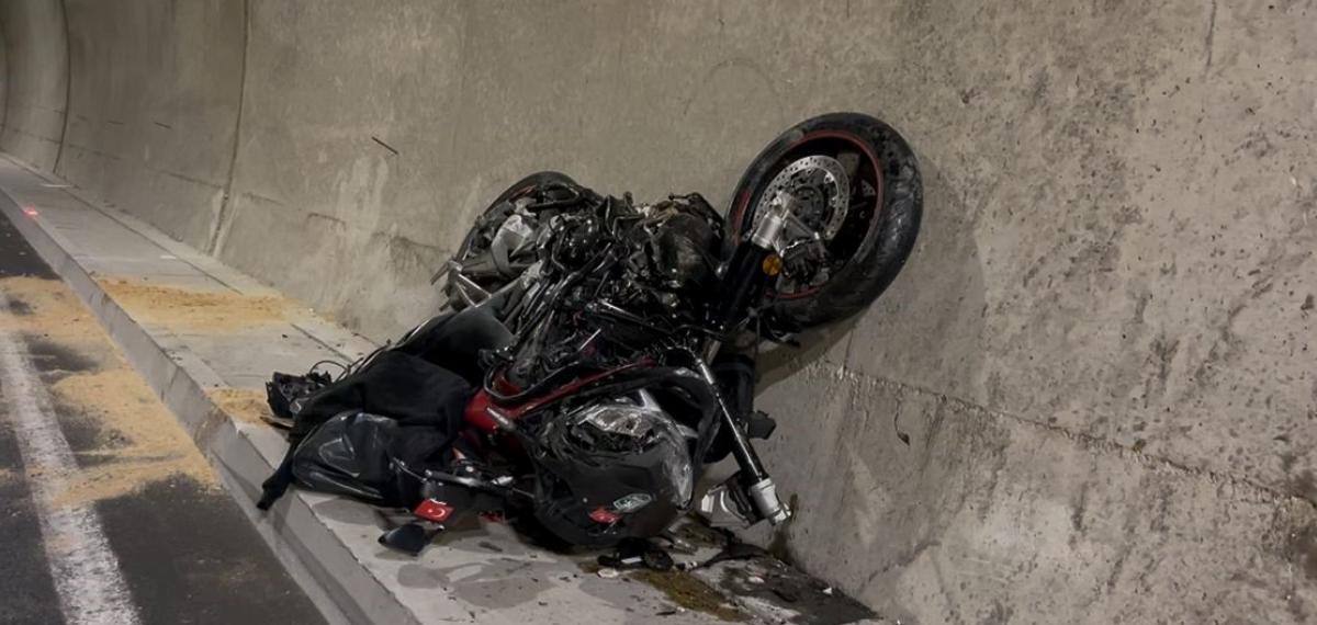Bursa’da Feci Kaza: Motosiklet Tutkunu Sanatçı Hayatını Kaybetti, Oğlu Ağır Yaralandı