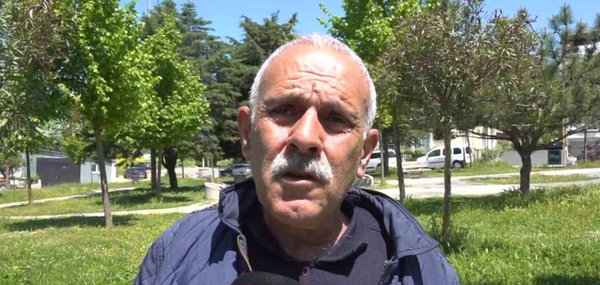 Büyükçekmece’de Bıçaklanarak Hayatını Kaybeden Çocuğun Babası Konuştu: “Bunlar Çok Ağır Ceza Almalı”