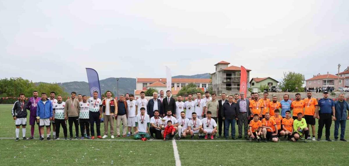 Çameli Kurumlar ve Mahalleler Arası Futbol Turnuvasının Şampiyonu Belli Oldu