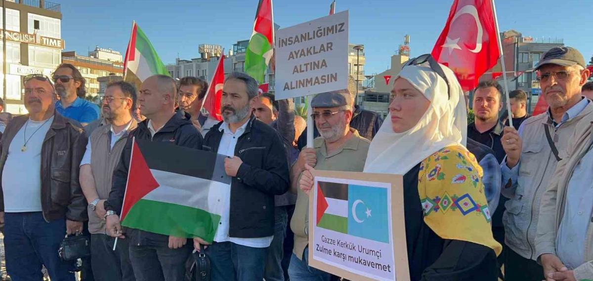 Çanakkale’de Sumud Filosu’ndaki Aktivistlere Destek Gösterisi