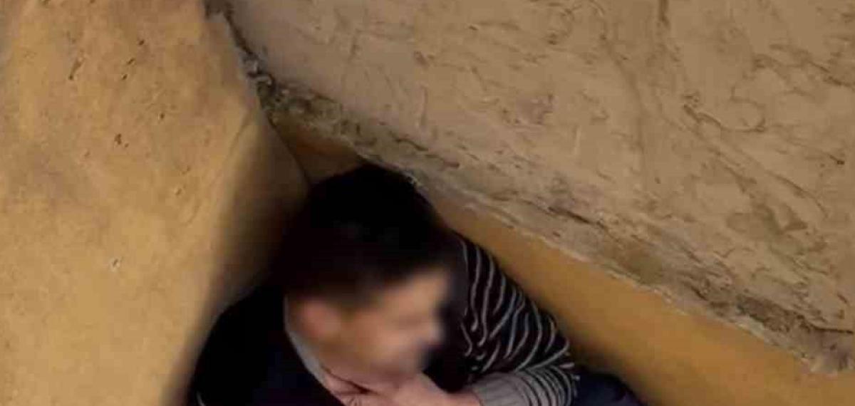 Çatıya Saklanan Firari, Polisi İzlerken Yakalandı