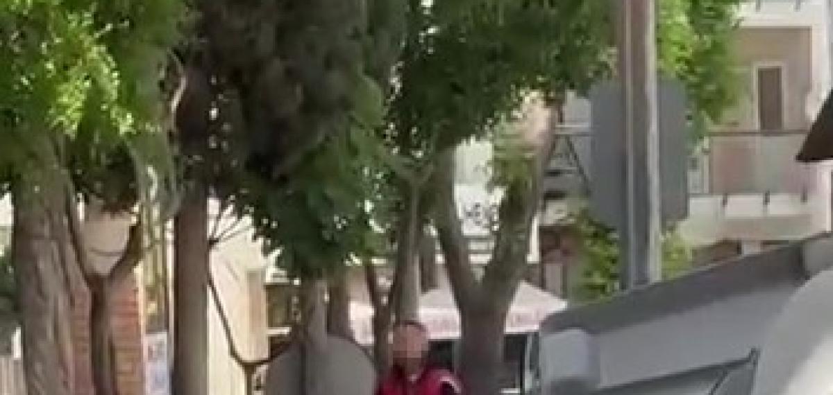 Cezaevinden Çıkıp Husumetlisini Yaraladı, Polis Gelene Kadar Başında Bekledi