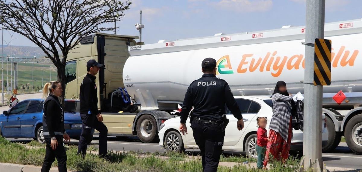 Çocukları Böyle Sömürüyorlar