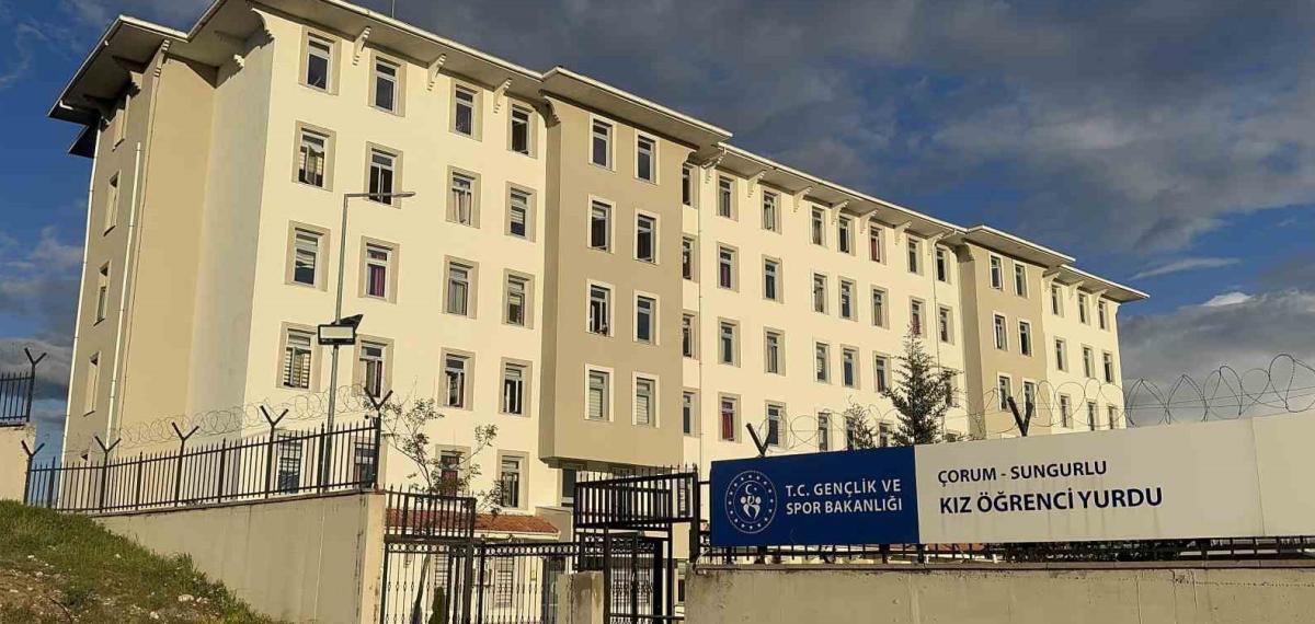 Çorum’da Yurtta Yemek Yedikten Sonra Rahatsızlanarak Hastaneye Başvuran Öğrenci Sayısı 77’ye Yükseldi