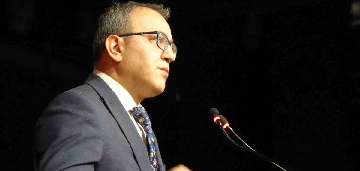 Erzurum Cumhuriyet Başsavcısı Adem Aydemir’den Genç Hukukçulara “Cesur Olun” Çağrısı