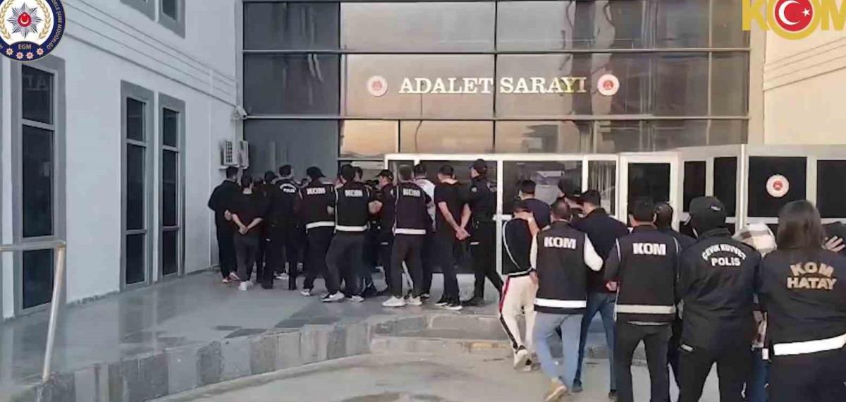 Esnafı Sözde Korumayla Haraca Bağlayan ve Kadınlara Zorla Fuhuş Yaptıran Örgüte Operasyon: 28 Tutuklama