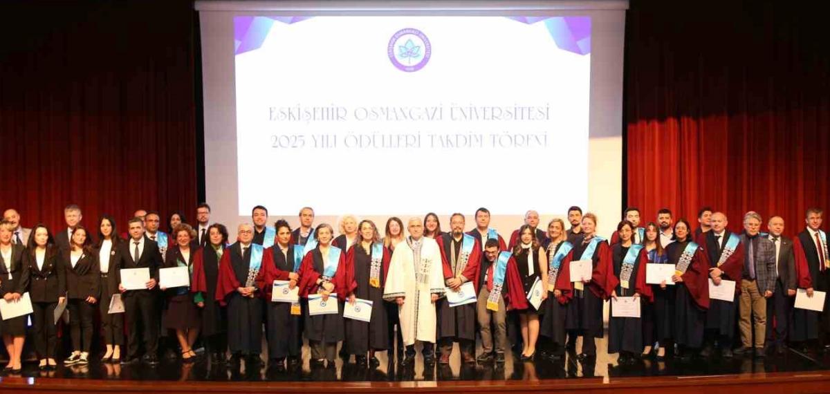 Esogü 2025 Yılı Ödülleri Sahiplerini Buldu