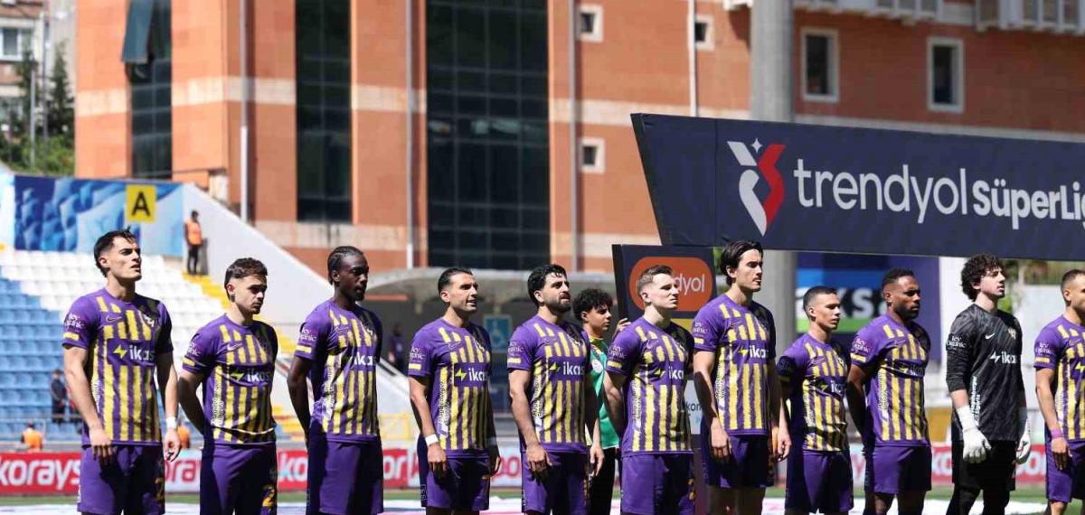 Eyüpspor Son Nefeste Süper Lig’de Kaldı