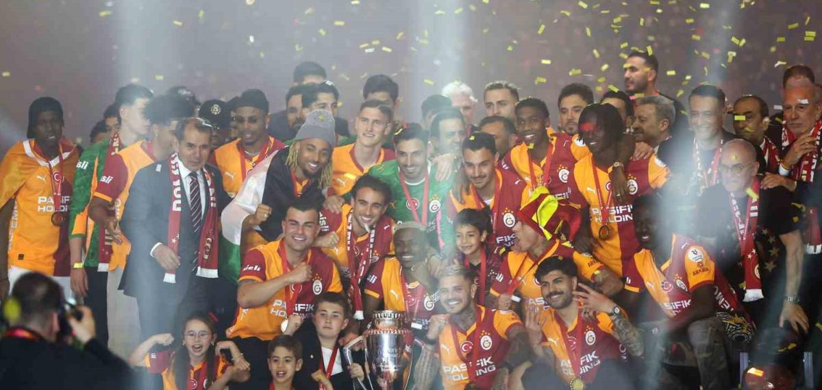 Galatasaray Ligi 77 Puanla Şampiyon Olarak Tamamladı