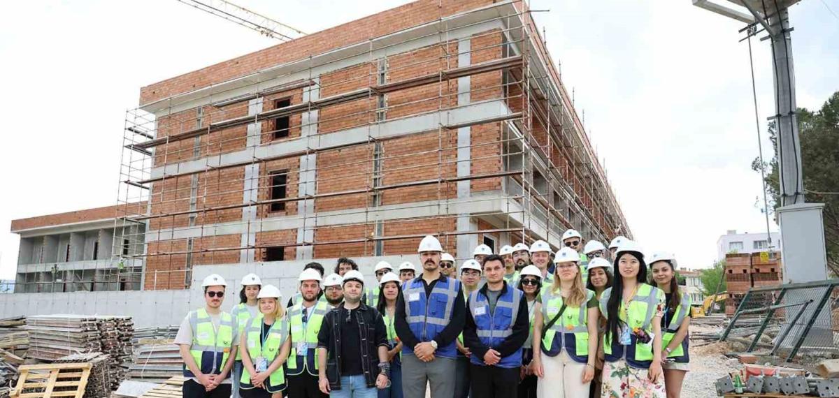 Geleceğin Mühendisleri Huzurevi İnşaatını Gezdi