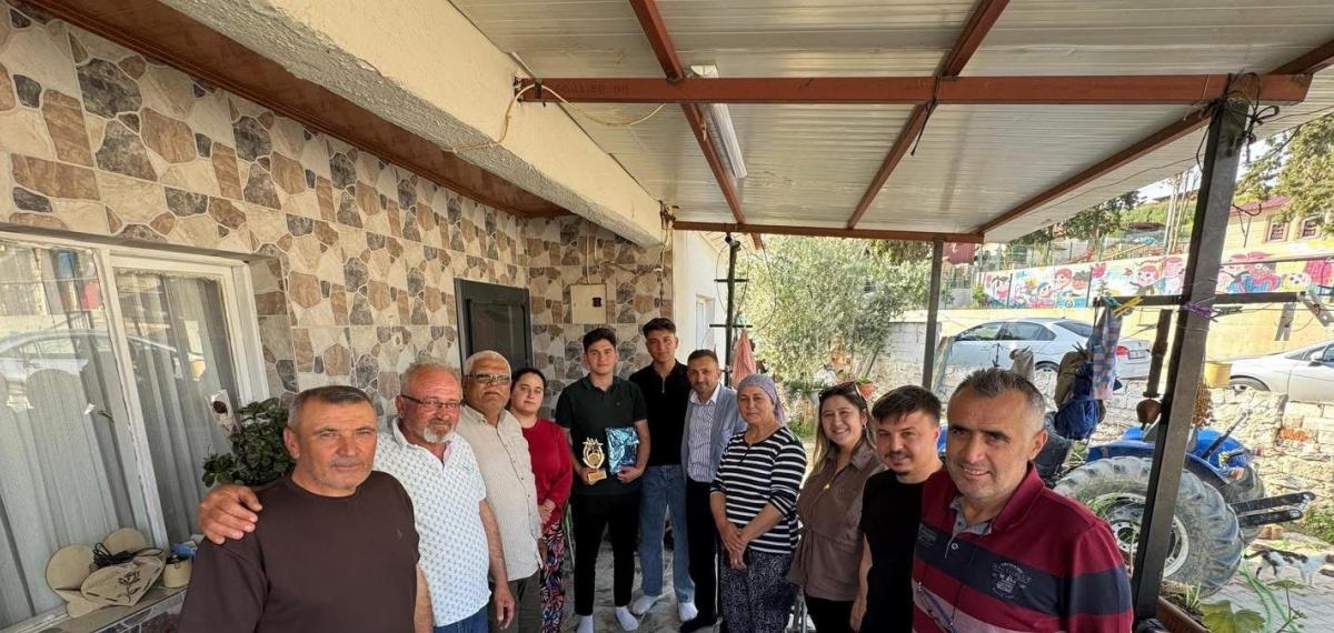 Genç Yeteneğe Moral Ziyareti