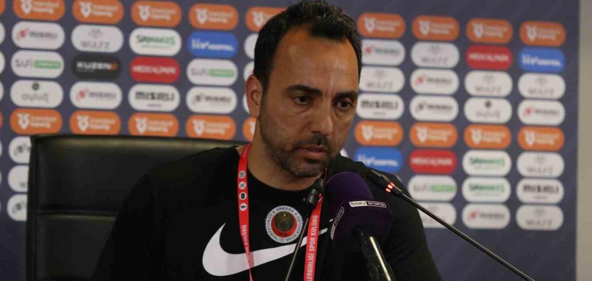 Gökhan Kağıtçıoğlu: “Hakem, Pozisyonun Var’dan Net Bir Görüntü Olmadığı Söylendiği İçin Golü Veremediğini Söyledi”