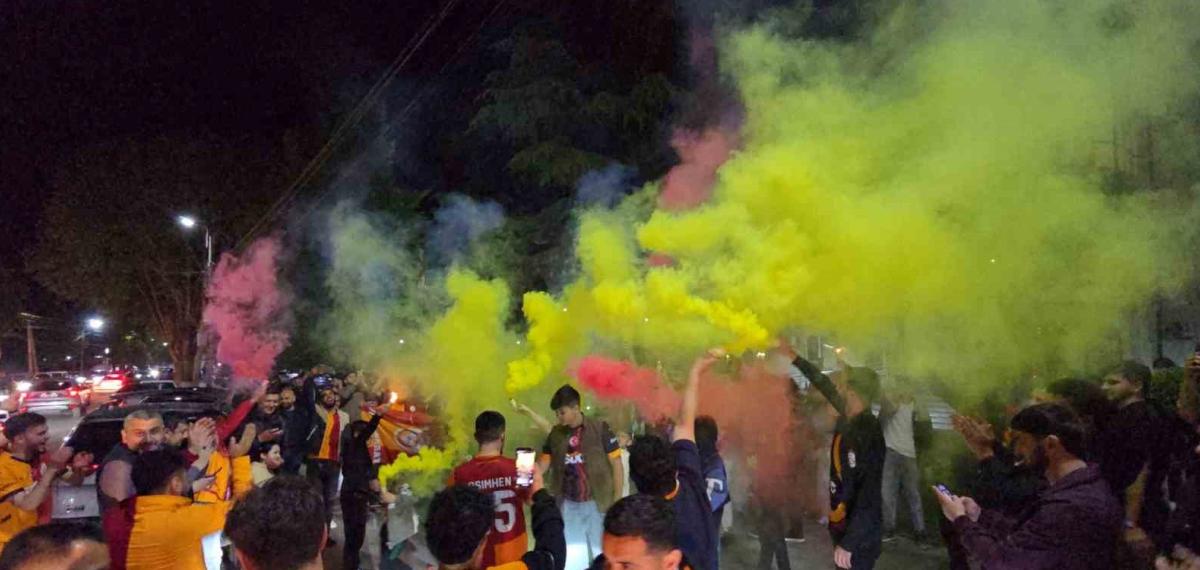 Gürcistan’ın Marneuli Kentinde Galatasaray’ın Şampiyonluğu Coşkuyla Kutlandı