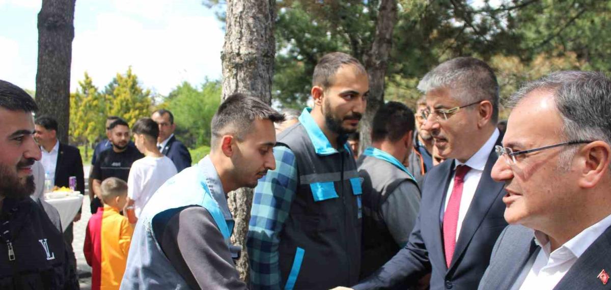 Hacılar’da Bayramlaşma Programı Düzenlendi