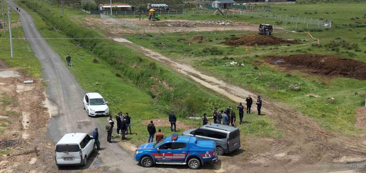 Hayvan Gübresinin Altında Kalan Genç Ağır Yaralandı