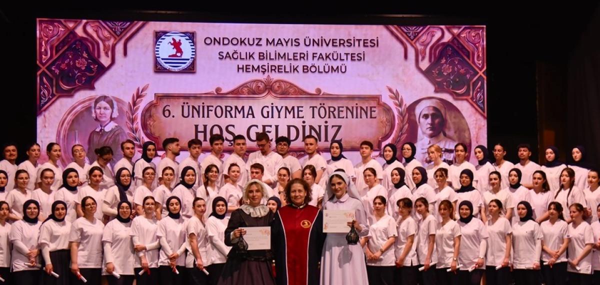 Hemşire Adayları Üniformalarını Giydi