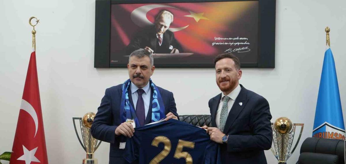 İçişleri Bakanı Çiftçi’den Erzurumspor’a Tebrik Ziyareti