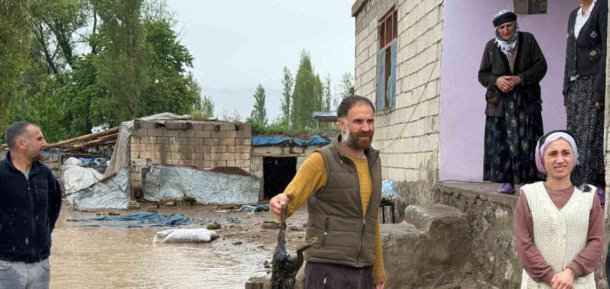Iğdır’da Sağanak Sele Dönüştü: Karakuyu Köyünde Evler ve Araziler Sular Altında Kaldı