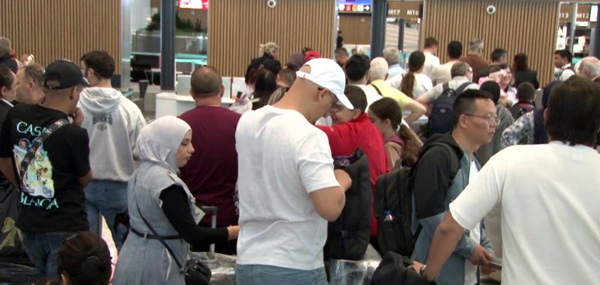 İstanbul Havalimanı’nda Dönüş Yoğunluğu Başladı