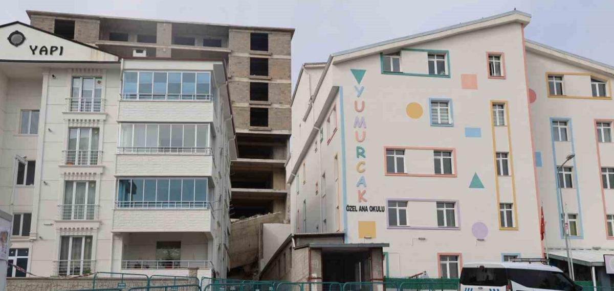 İstinat Duvarı Çöken İnşaatta Çalışmalar Durduruldu