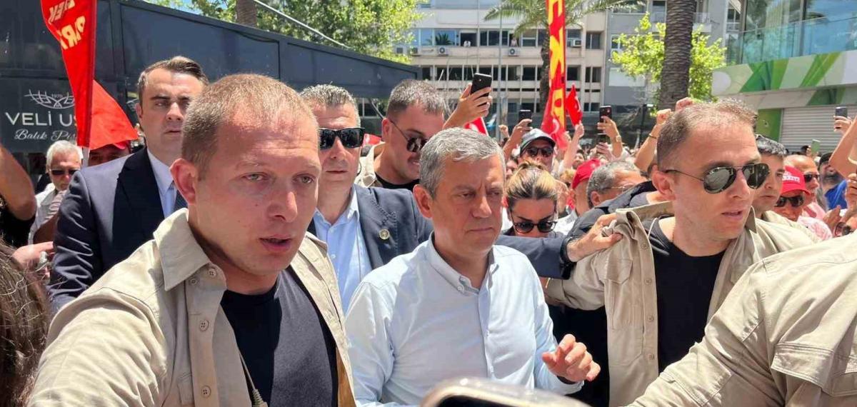 İzmir’de Özgür Özel Mitingine Polis Müdahalesi