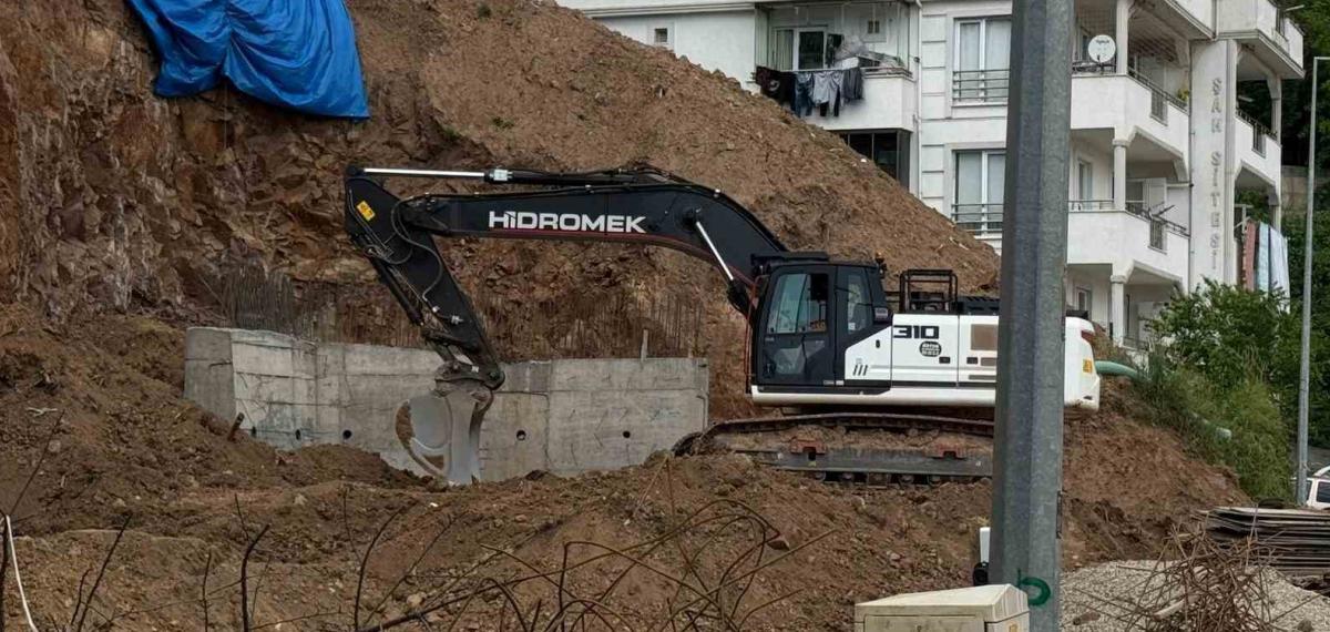 İzmit’teki Toprak Kaymasıyla İlgili Proje Sorumlularına 279 Bin 340 Lira Para Cezası
