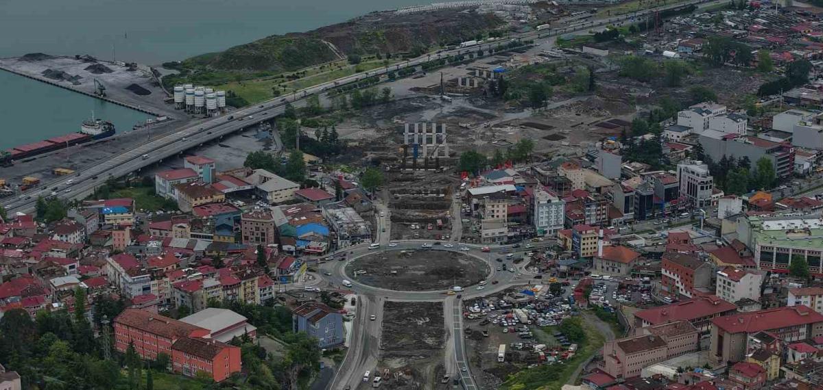 Karadeniz Sahil Yolu Viyadüklerle Değirmendere Tüneli’ne Bağlanıyor