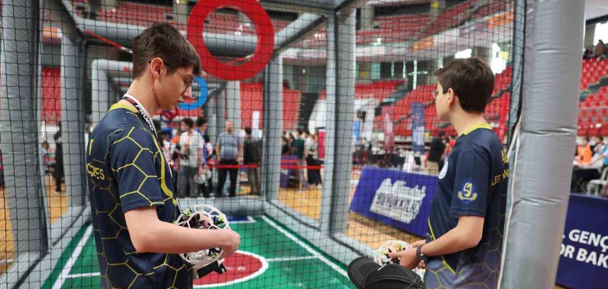 Kayseri Büyükşehir, Drone Soccer Türkiye Şampiyonası’na Ev Sahipliği Yaptı