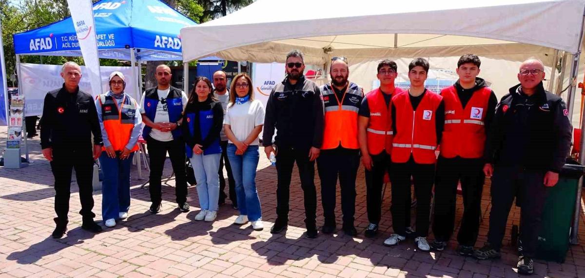 Kızılay ve Afad Gönüllülerinden Kan Bağışı Seferberliği