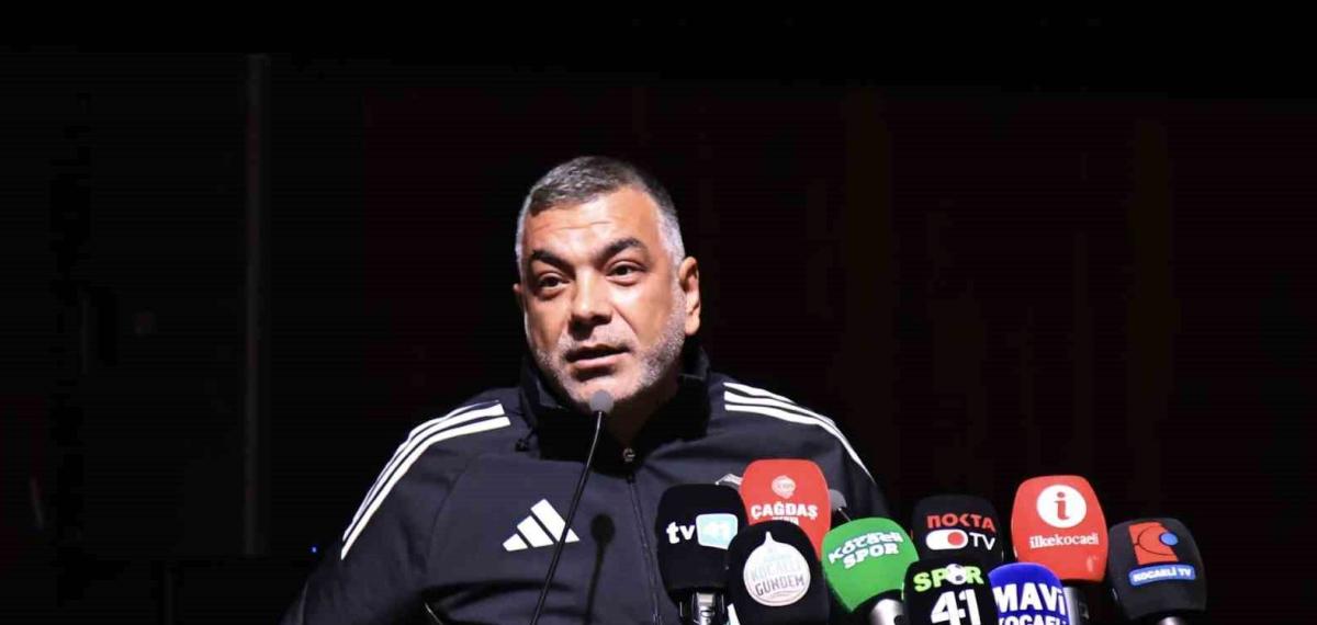 Kocaelispor’da Kongre Sürüyor, Söz Delegelerde